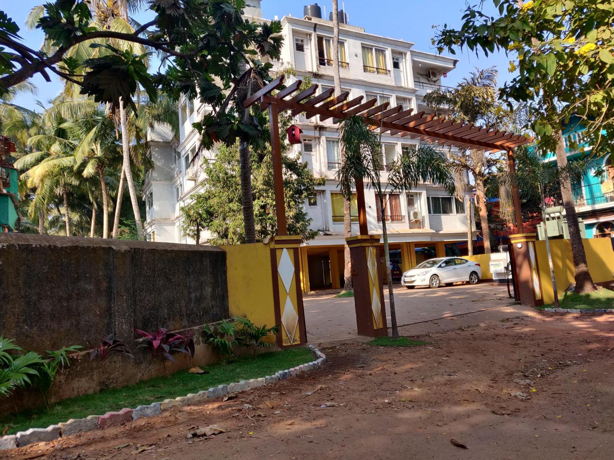Luxury 2Bhk Apartment Near Calangute Baga Beach With Pool Eksteriør billede
